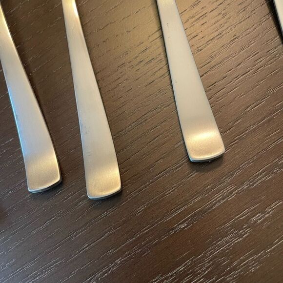 Mikasa 18/10 Stainless Steel Spoons Soup Spoons Regular Spoons - Picture 13 of 14